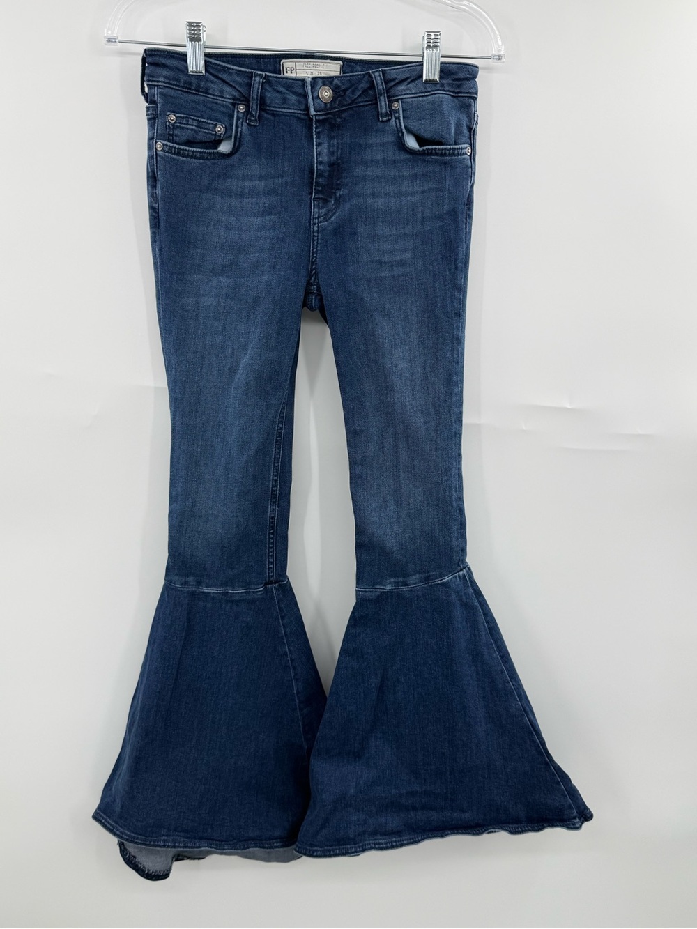 Free People Womens 26 Super Flare Bell Bottom Jeans Blue Stretch Boho Y2K 70s
